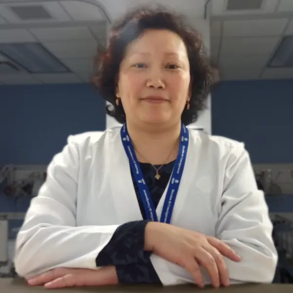 Acupuncturist Alexandra Deyneko, Ac